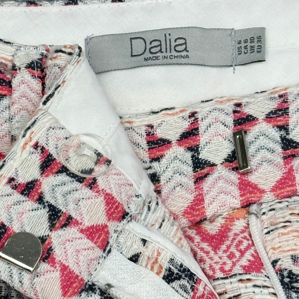 Dalia Womens Pink & White Geometric Patterned Shorts Size‎ 6 Cotton Blend - Picture 3 of 11